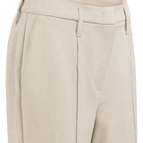 Broek met taillebanddetail