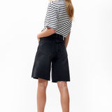 Loose fit jorts