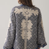 Jacket jacquard reversible