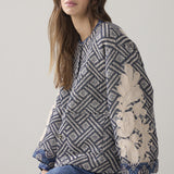 Jacket jacquard reversible