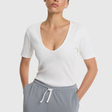 V-neck t-shirt