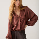 Silky top met strik