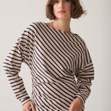 Asymmetrisch gestreept T-shirt
