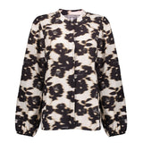 Blouse flowers