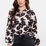 Blouse flowers