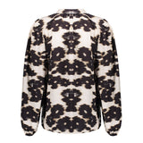 Blouse flowers