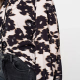 Blouse flowers