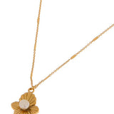 Hidden pearl necklace gold