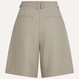 Gigi short