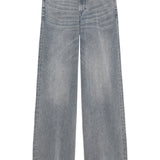 Loose fit jeans