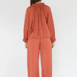 25-2-T004  Alice broek