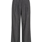 Leslie Zenia Pant