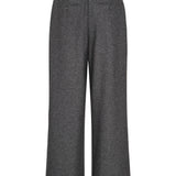 Leslie Zenia Pant