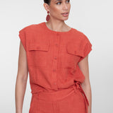 Blouse with pockets