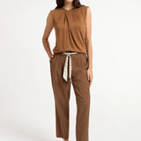 Straight-leg trousers