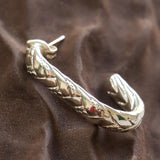 Oval braid hoop
