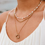 Baby Shell necklace gold
