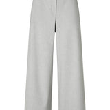 Broek Laura